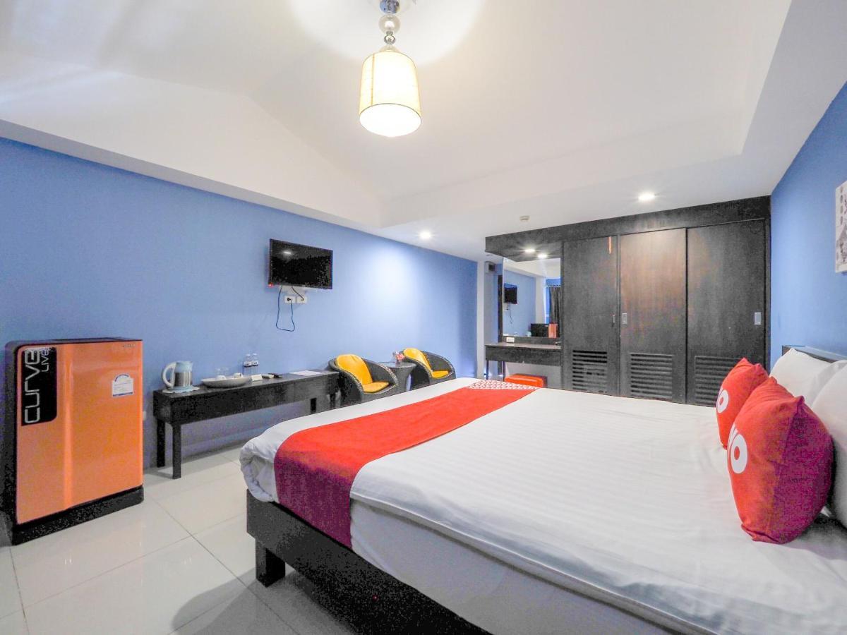 Oyo 75367 Ud Pattaya Hotel Bang Lamung Extérieur photo