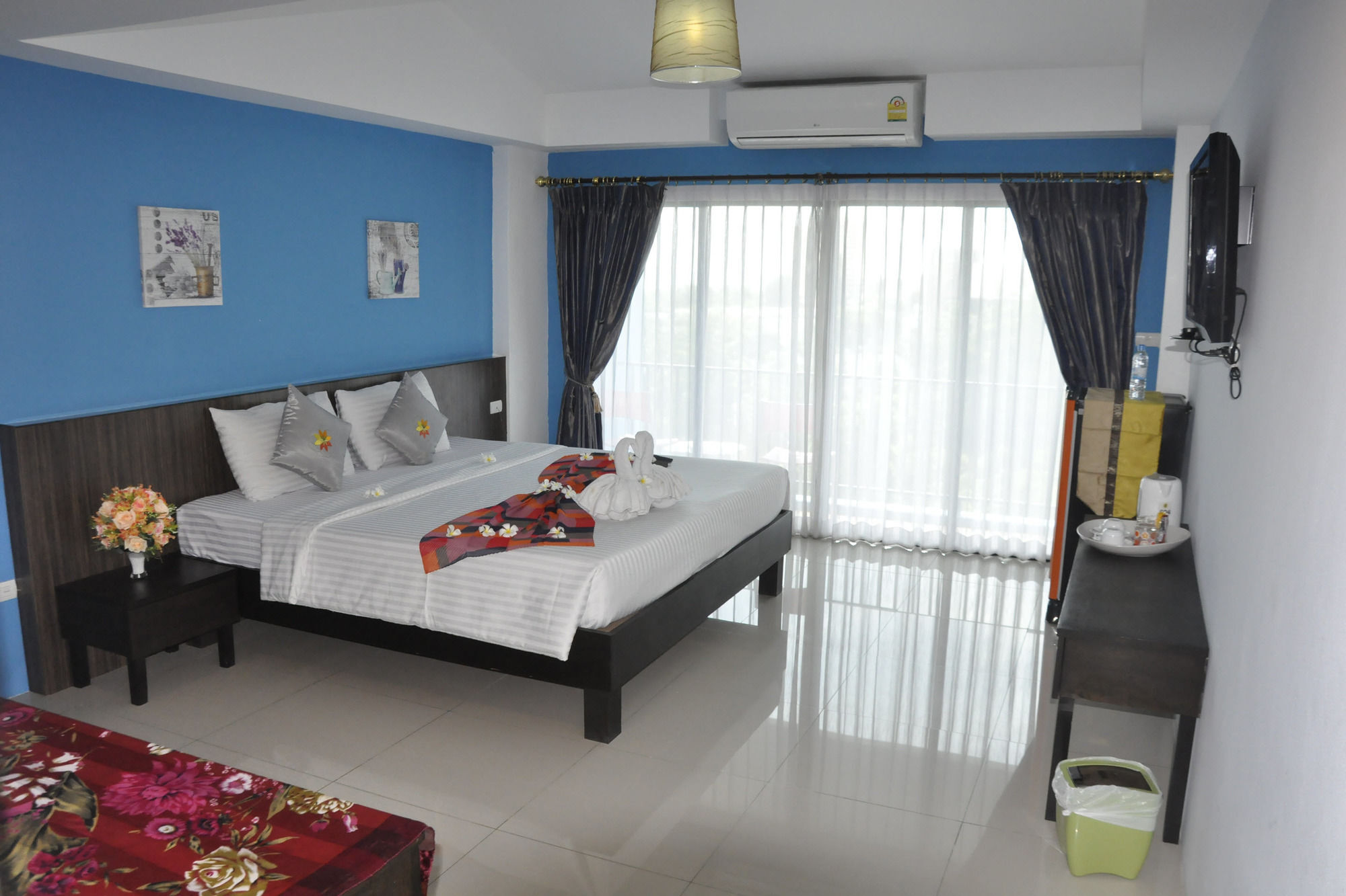 Oyo 75367 Ud Pattaya Hotel Bang Lamung Extérieur photo